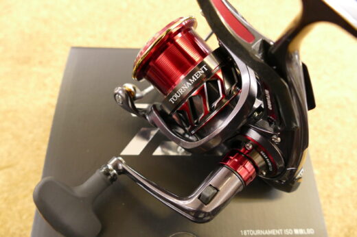 DAIWA 18 トーナメント ISO 競技 LBD 【スペシャリストカスタム ...