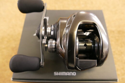 素晴らしい外見 サボテン シマノ(SHIMANO) リール 20 メタニウム HG 左