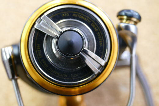 18トーナメントISO 3000LBD | 中古釣具買取・販売のグリーンフィッシュ