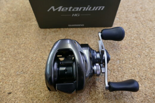 ２０シマノ　メタ二ウム　HG　右ハンドル