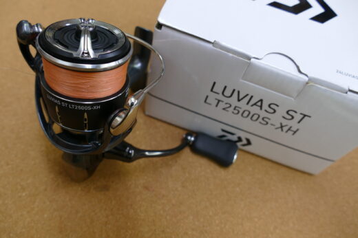 24ルビアス ST LT2500S-XH | 中古釣具買取・販売のグリーンフィッシュ